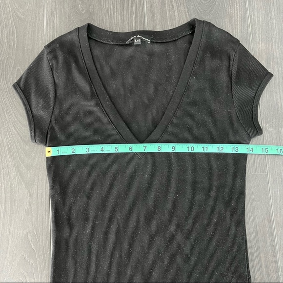 Urban Behavior - Black Tee - Picture 2 of 4